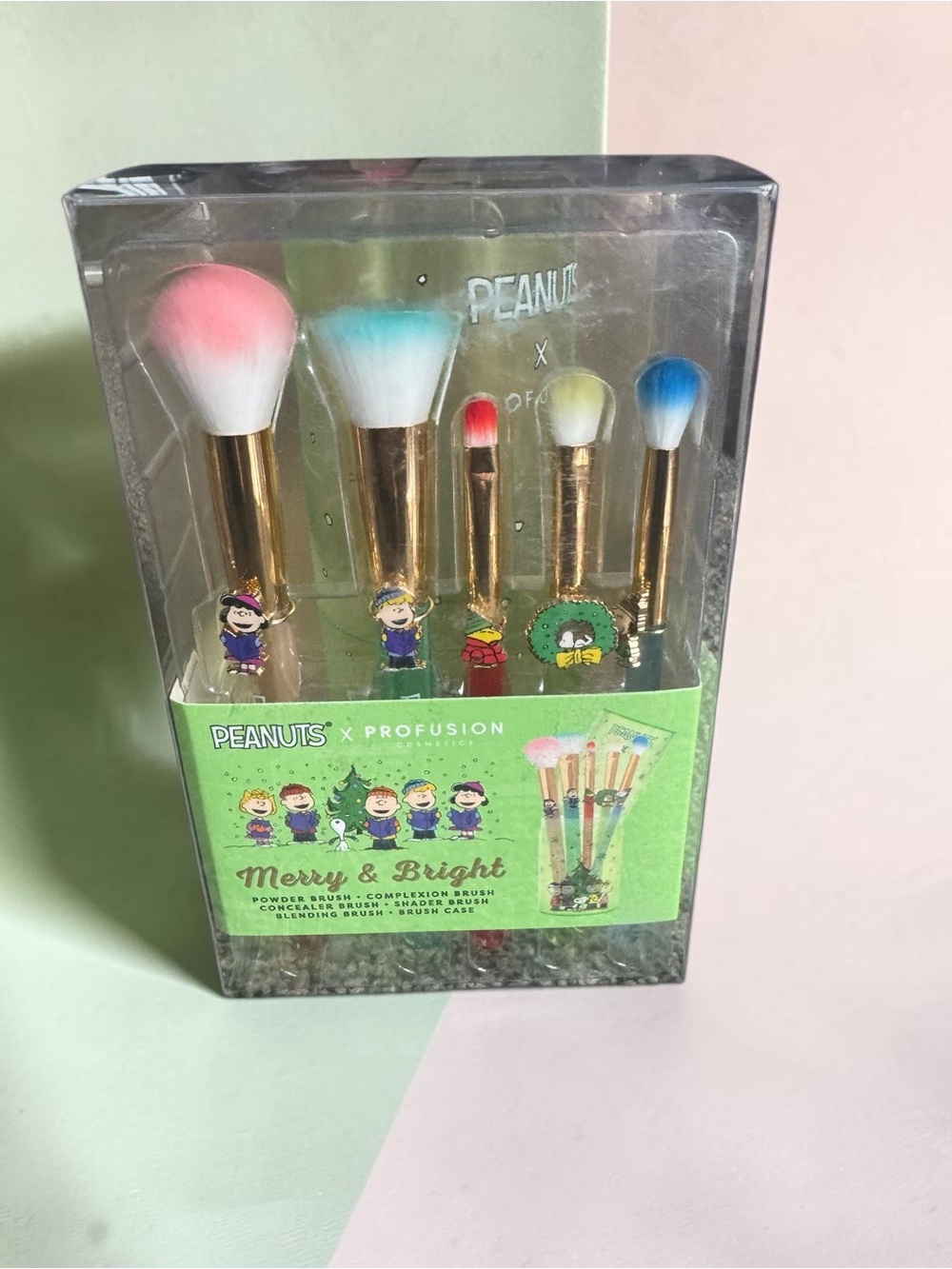 Peanuts x Profusion Merry and Bright Brush Set NIB